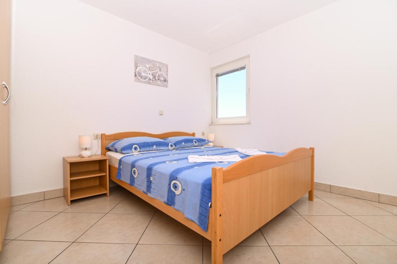 Apartmani Adria Trogir Zewnętrze zdjęcie