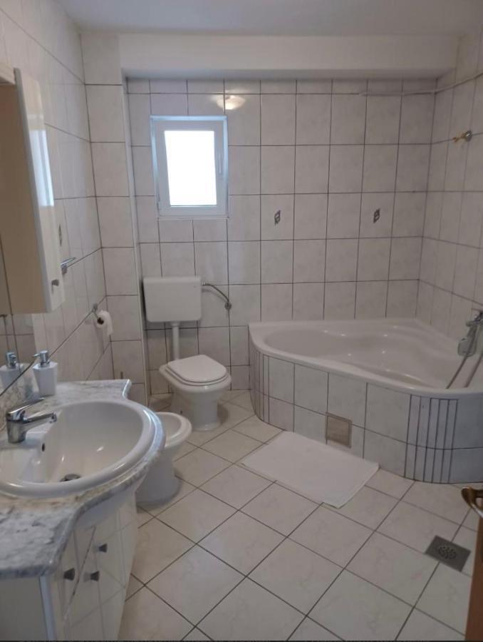 Apartmani Adria Trogir Zewnętrze zdjęcie
