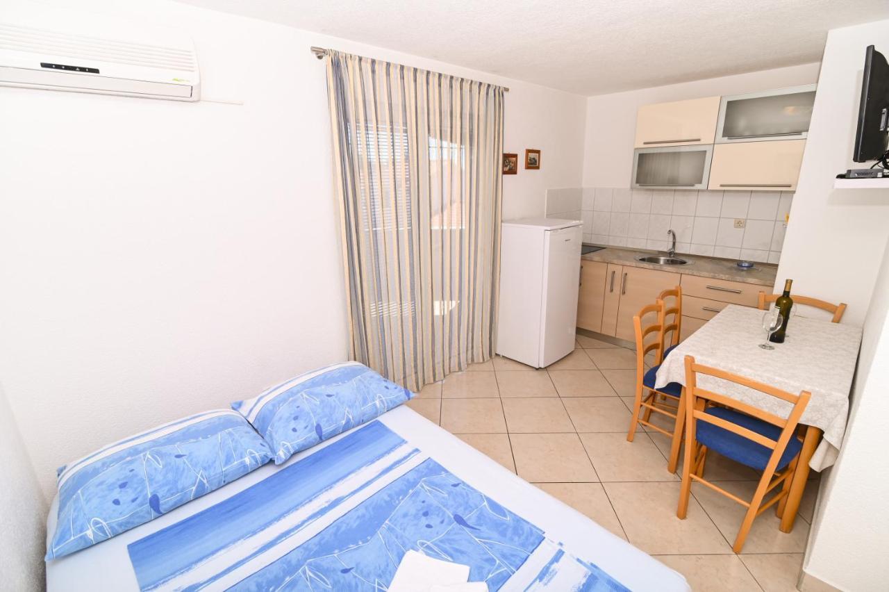 Apartmani Adria Trogir Zewnętrze zdjęcie