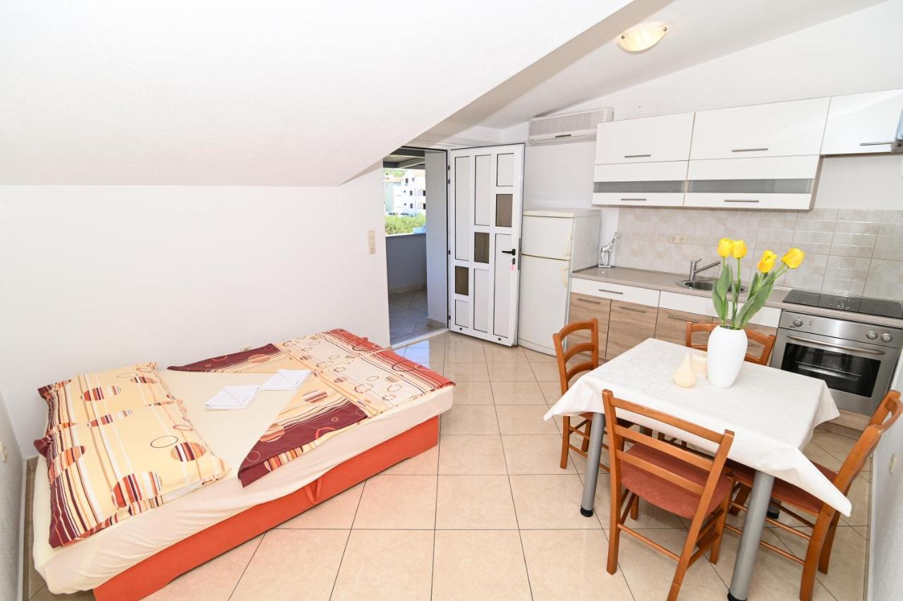 Apartmani Adria Trogir Zewnętrze zdjęcie