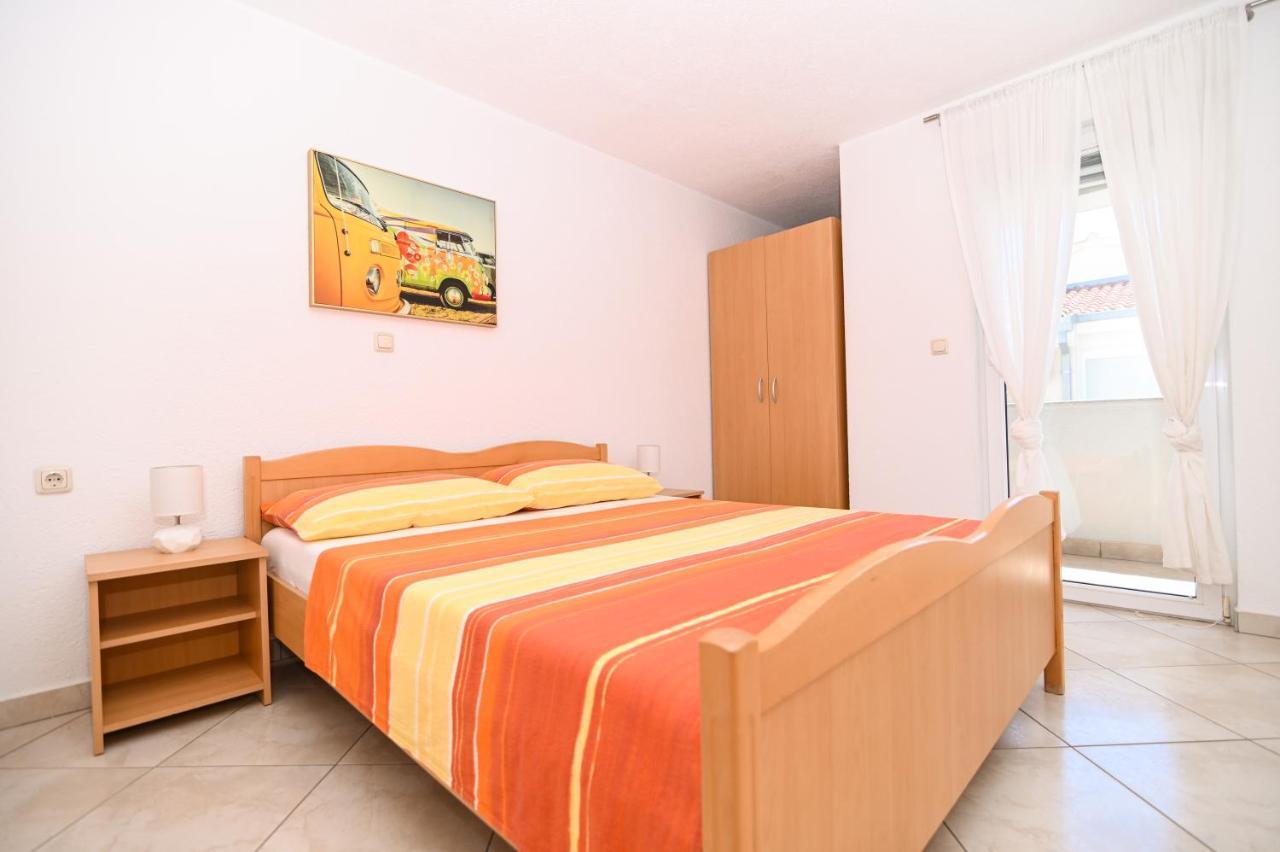 Apartmani Adria Trogir Zewnętrze zdjęcie