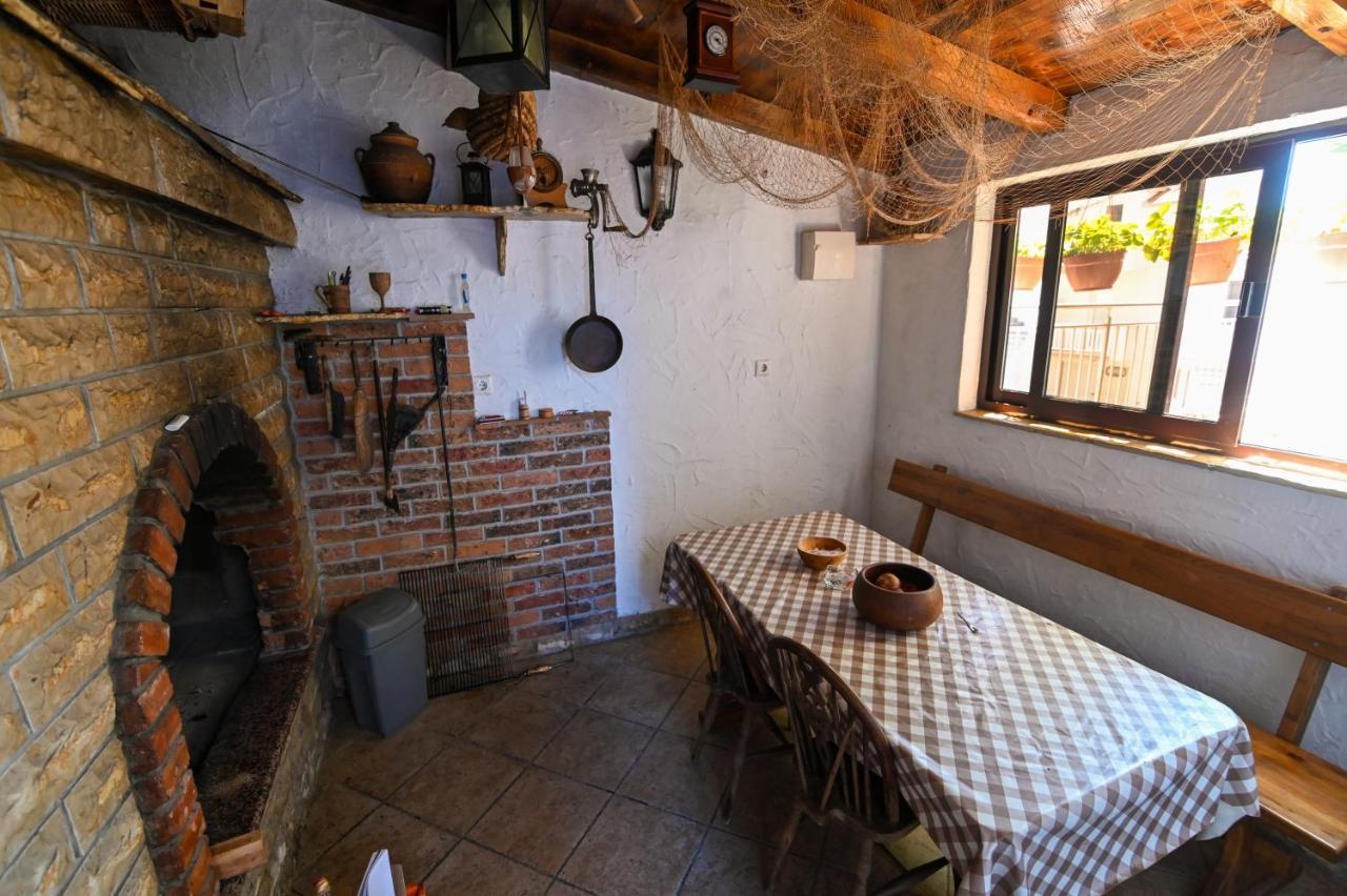 Apartmani Adria Trogir Zewnętrze zdjęcie